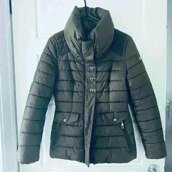 MEXX  GREEN WINTER PUFFER WAIST JACKET PARKA ROUND NECK SIZE SMALL - Picture 13 of 13